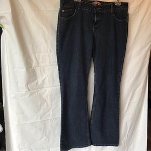 Makers of True Originals Flared Bottom/Bootcut Dark Wash Denim Jeans Size 34